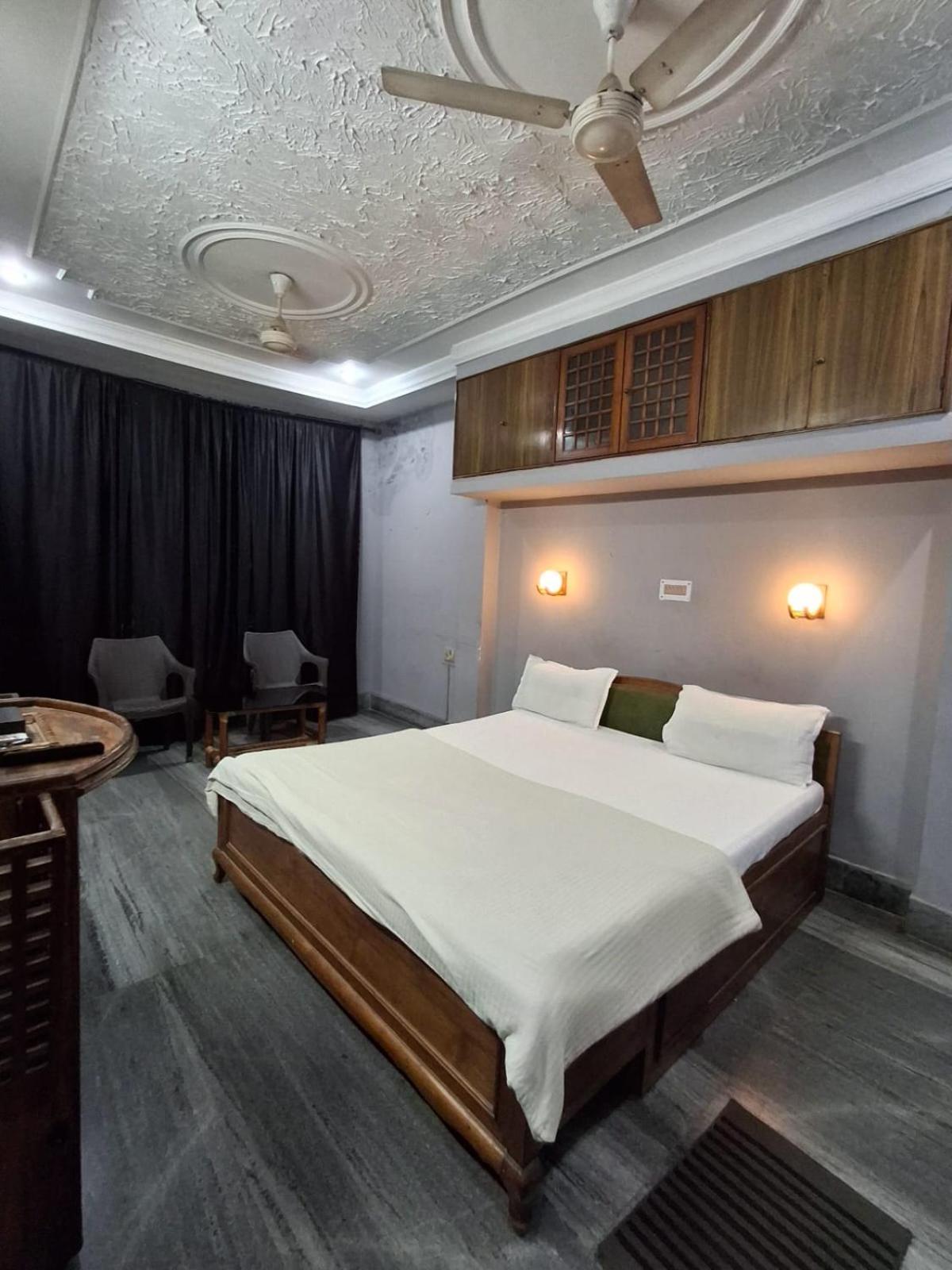 Exotic Villa Homestay Guwahati Bagian luar foto