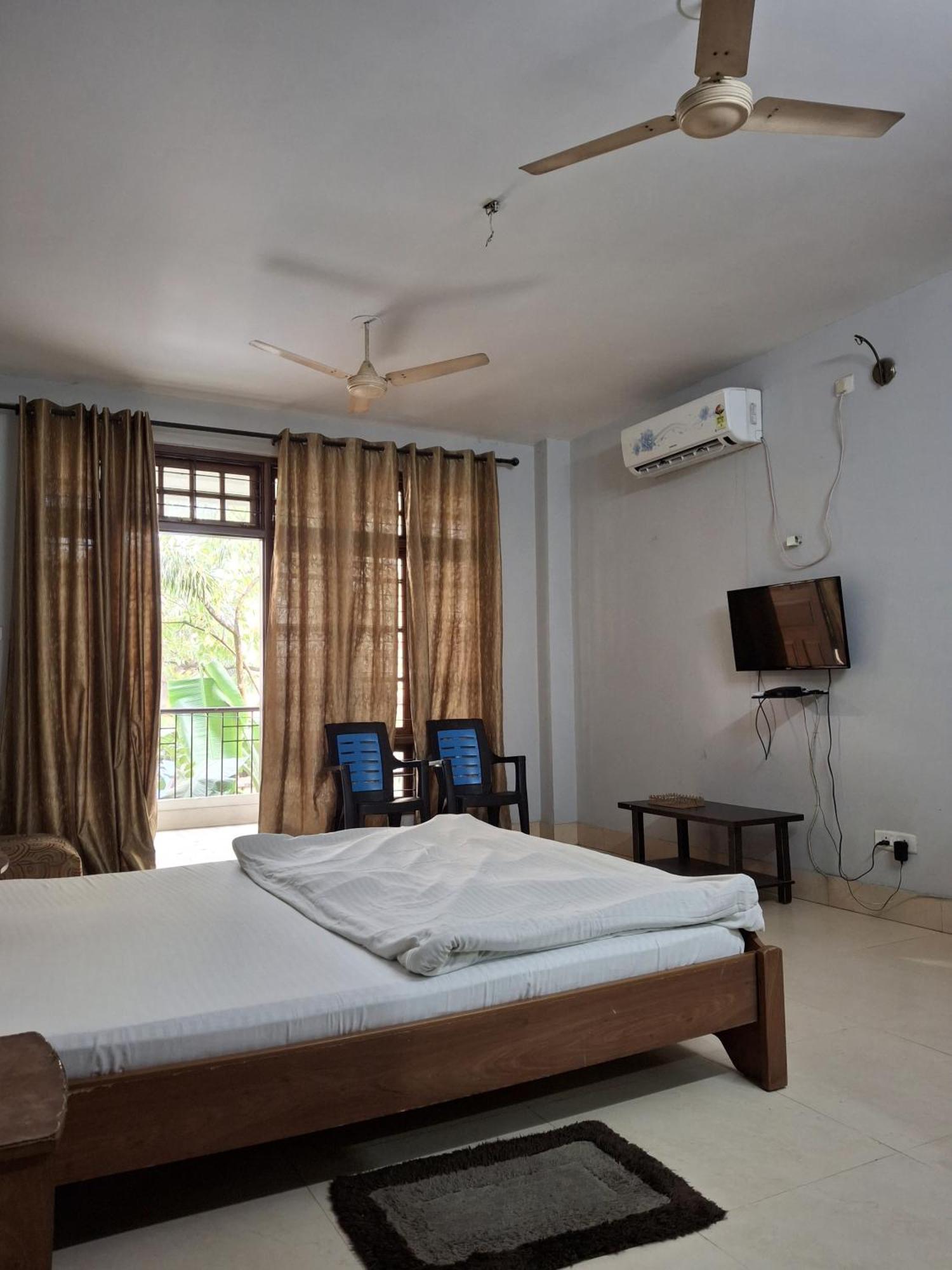 Exotic Villa Homestay Guwahati Bagian luar foto