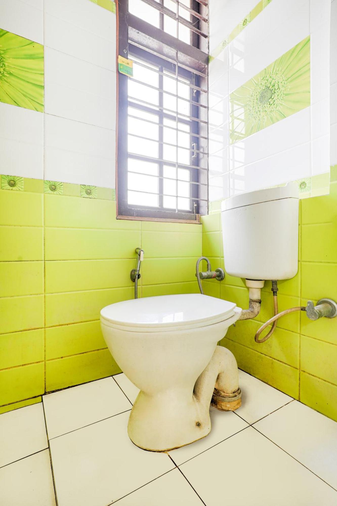 Exotic Villa Homestay Guwahati Bagian luar foto