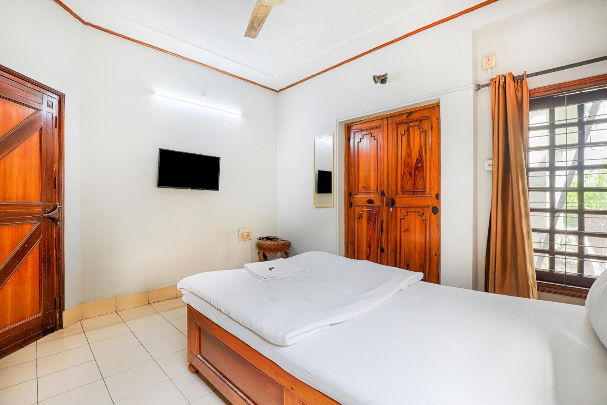 Exotic Villa Homestay Guwahati Bagian luar foto