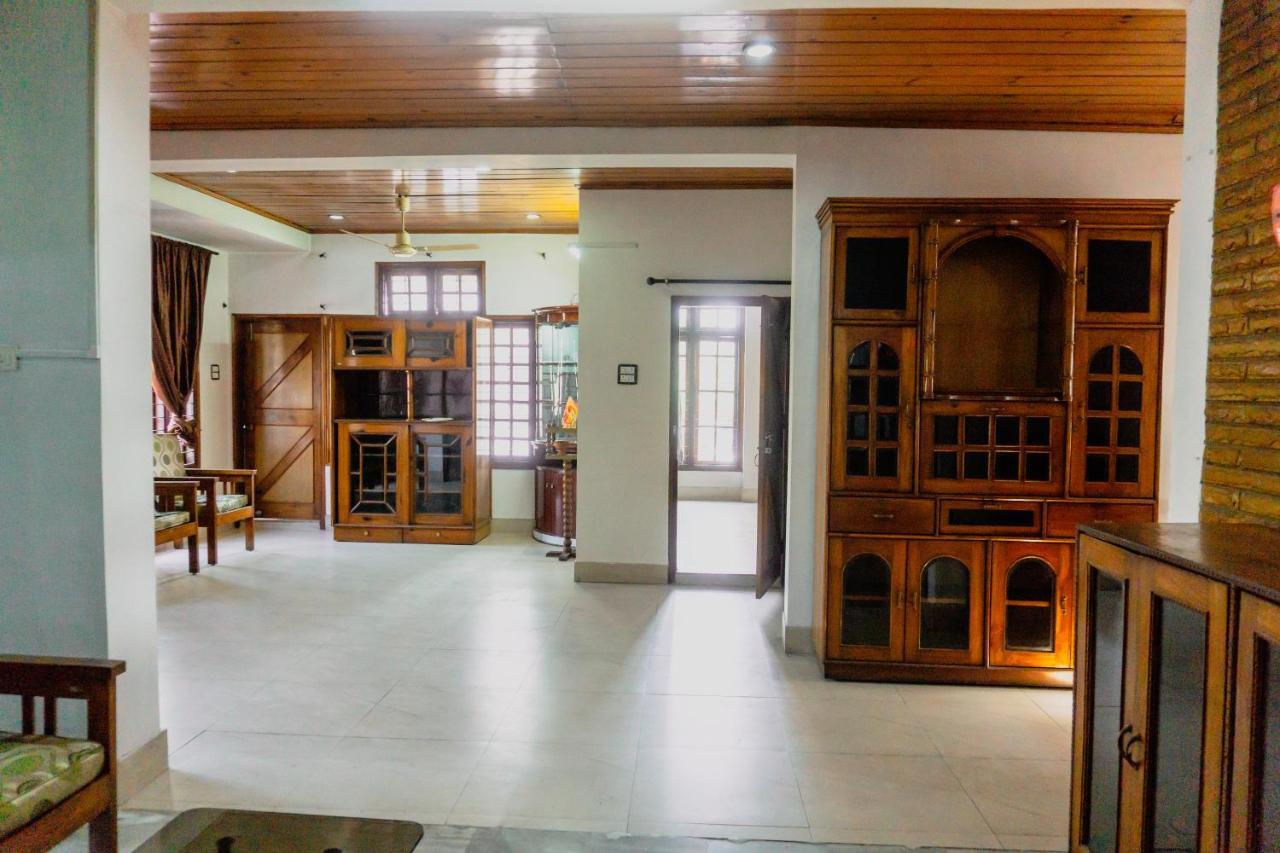 Exotic Villa Homestay Guwahati Bagian luar foto