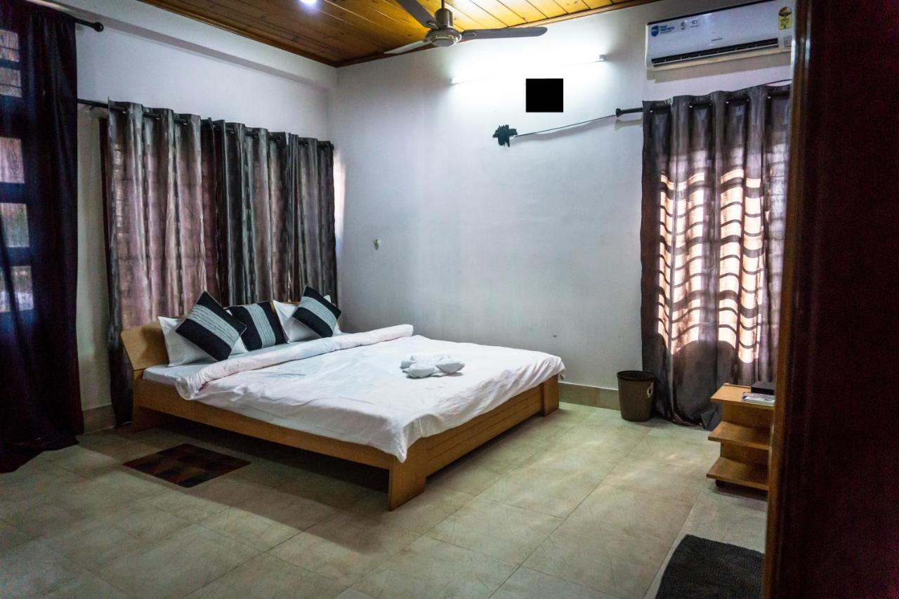 Exotic Villa Homestay Guwahati Bagian luar foto