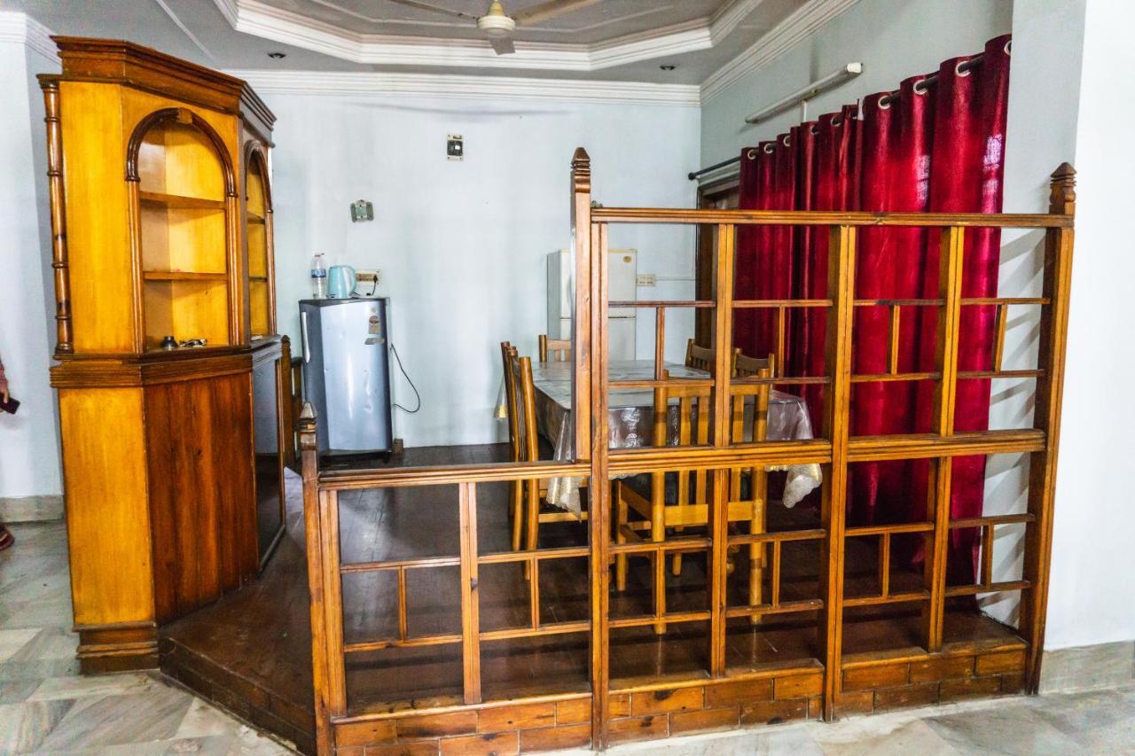 Exotic Villa Homestay Guwahati Bagian luar foto