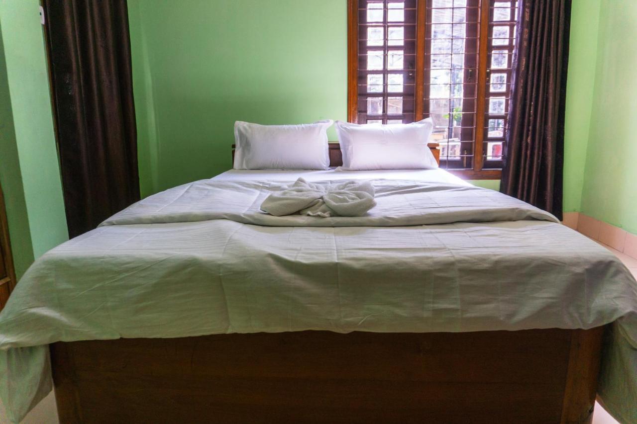 Exotic Villa Homestay Guwahati Bagian luar foto